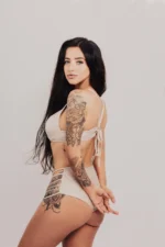 Nude bikini z wysokim stanem - obrazek 2